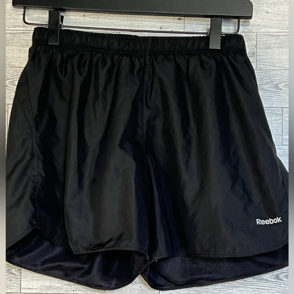 Reebok Black‎ Athletic Shorts w/ Mesh Lining -Size Small